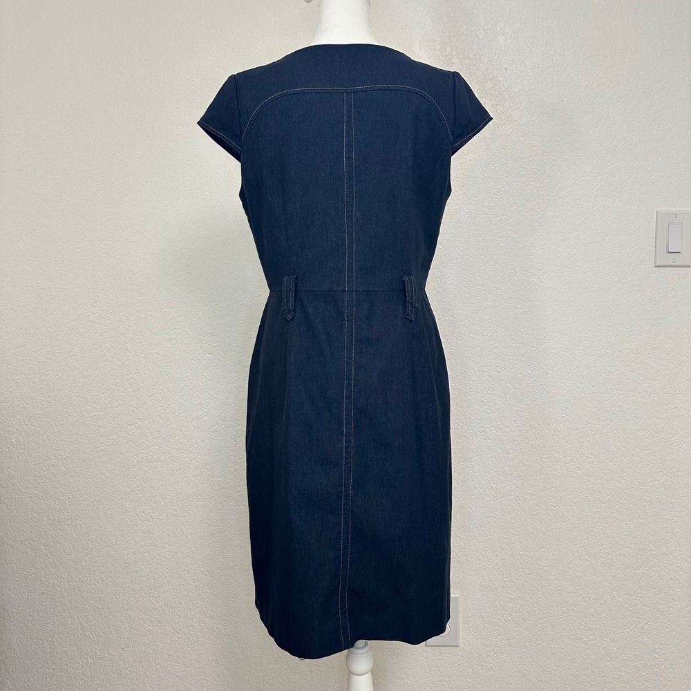 Sandra Darren Denim Sheath Dress Womens 10 Blue Dark Wash Cap Sleeve Knee Length - Picture 5 of 12